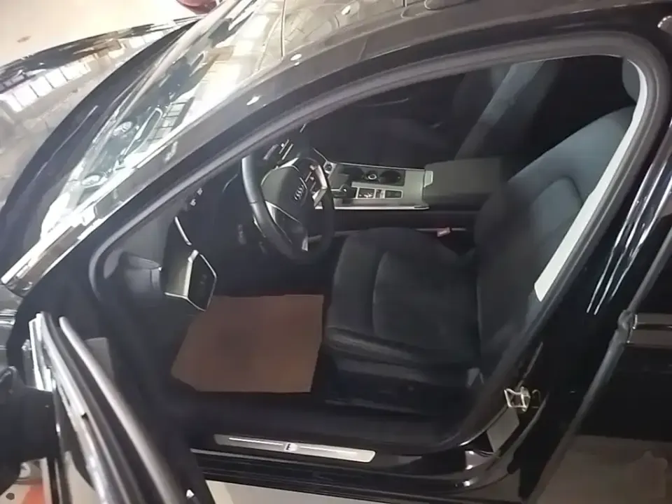 Audi A6 (Import)