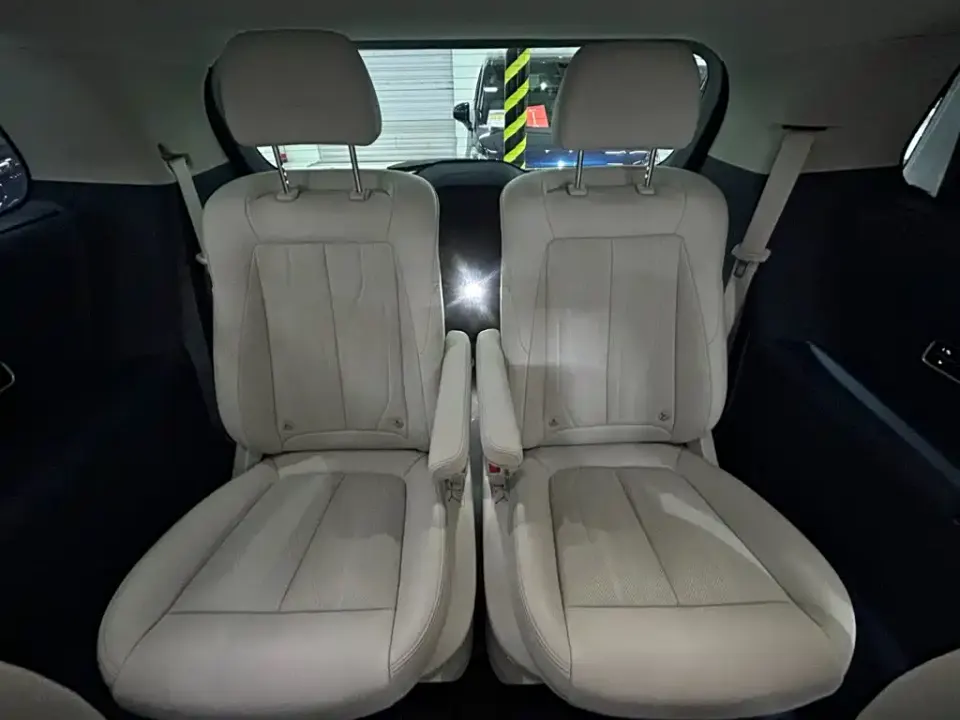 Buick GL8 Hybrid