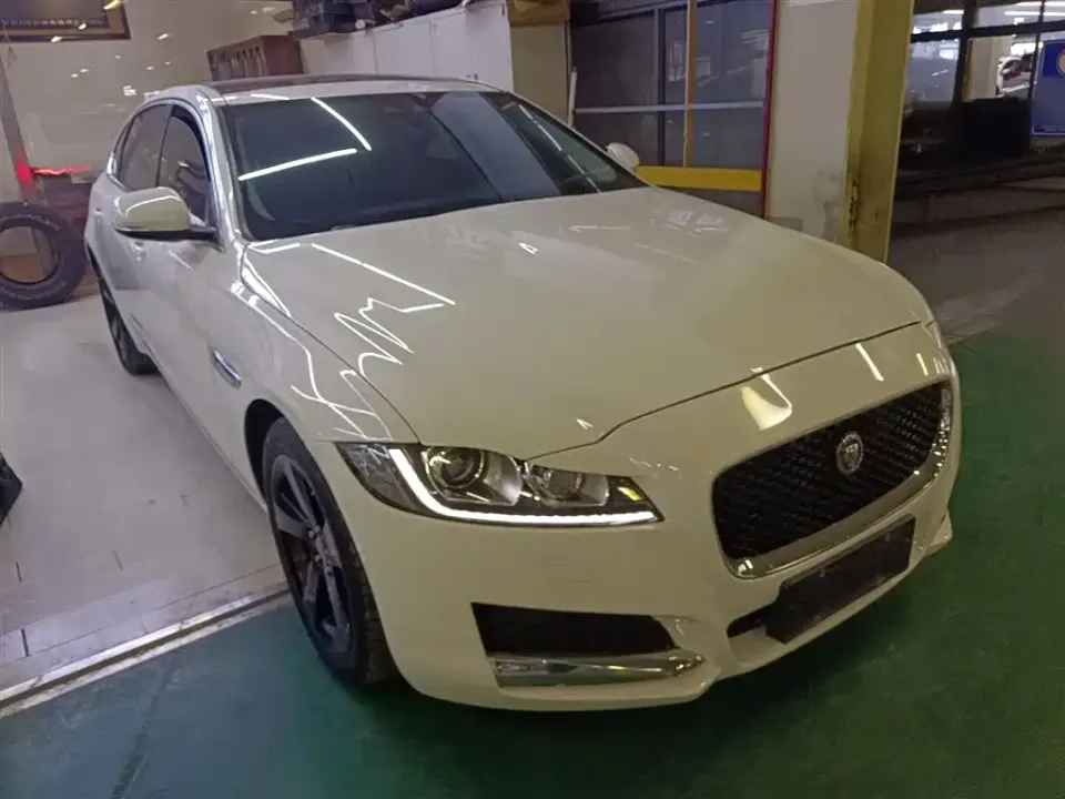 Jaguar XFL