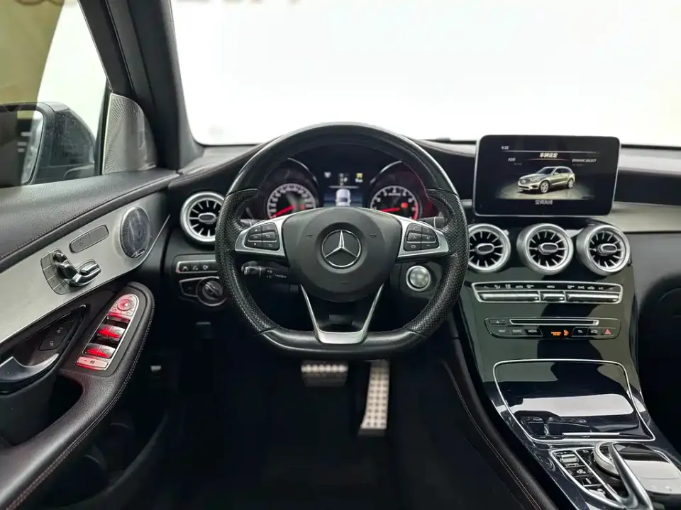 Mercedes-Benz GLC AMG