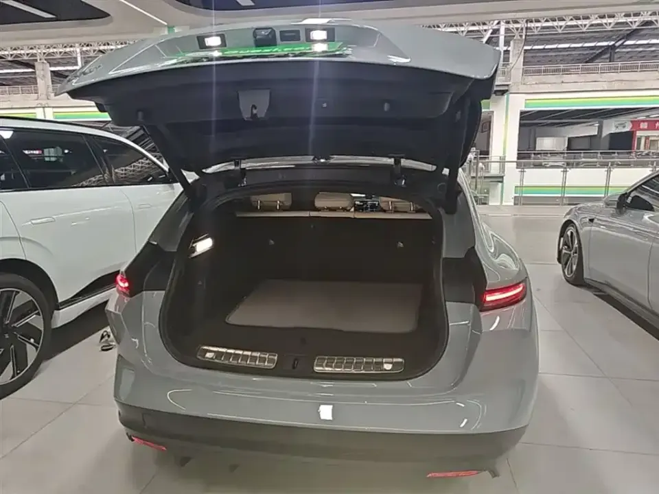 Nio ET5T