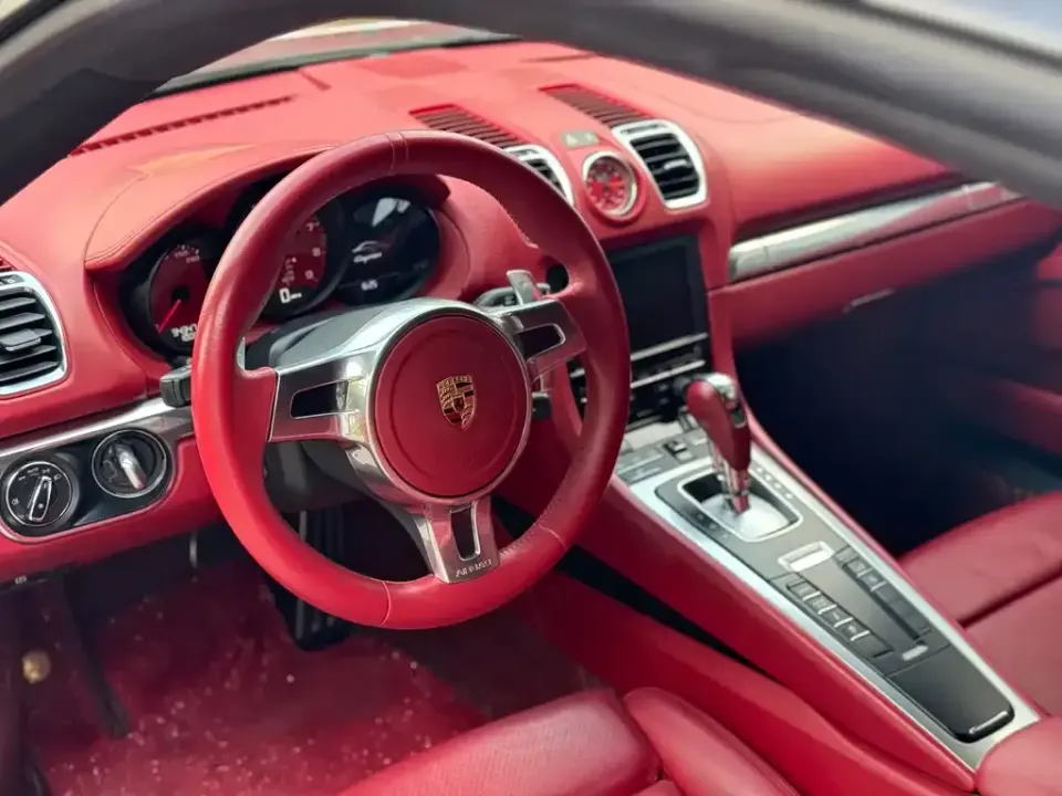 Porsche Cayman