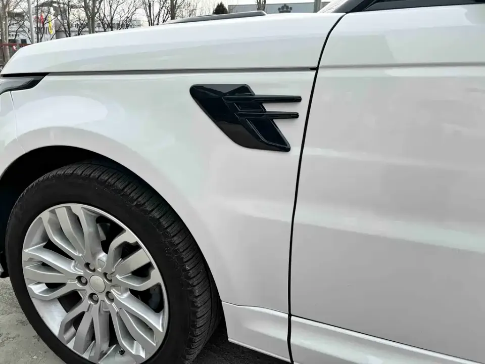 Land Rover Sport