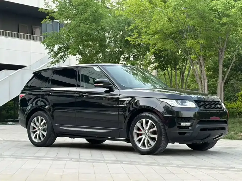 Land Rover Sport