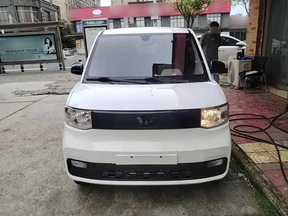 Wuling MINIEV