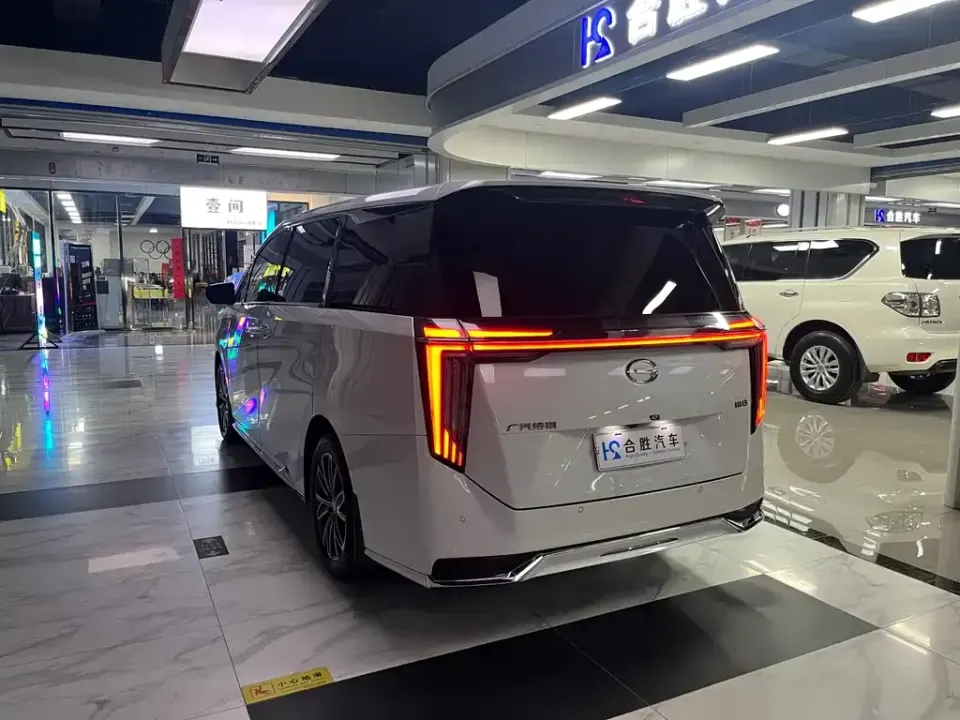 GAC Trumpchi M8