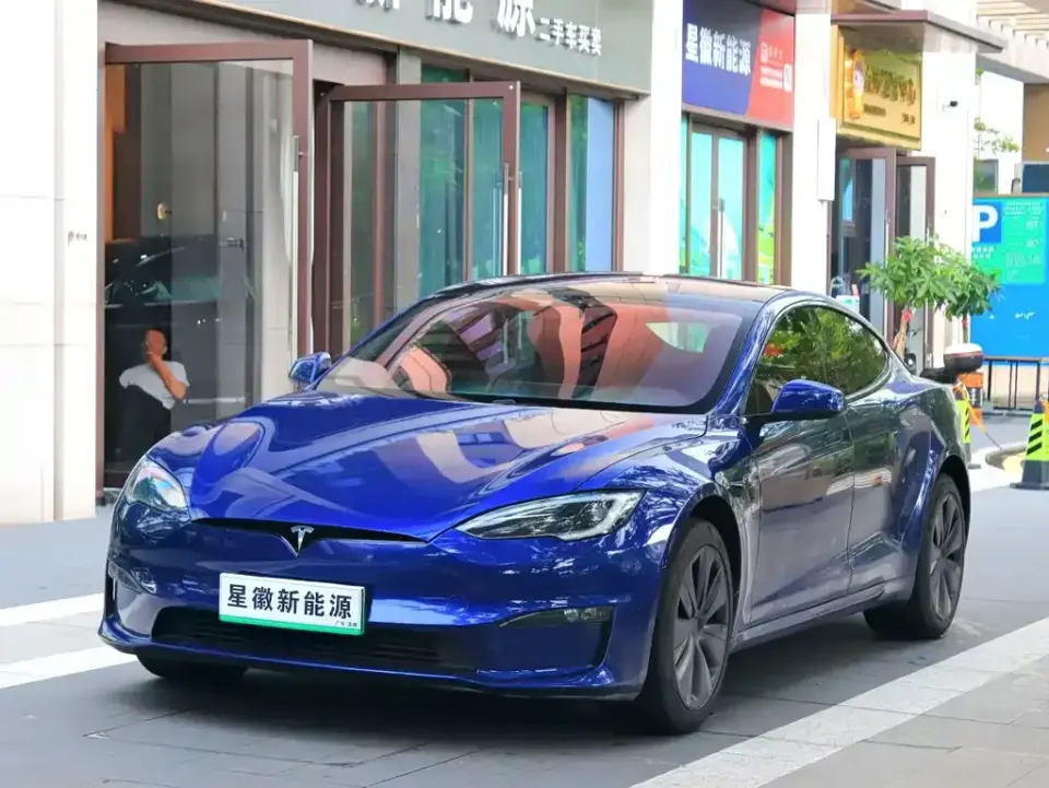 Tesla Model S