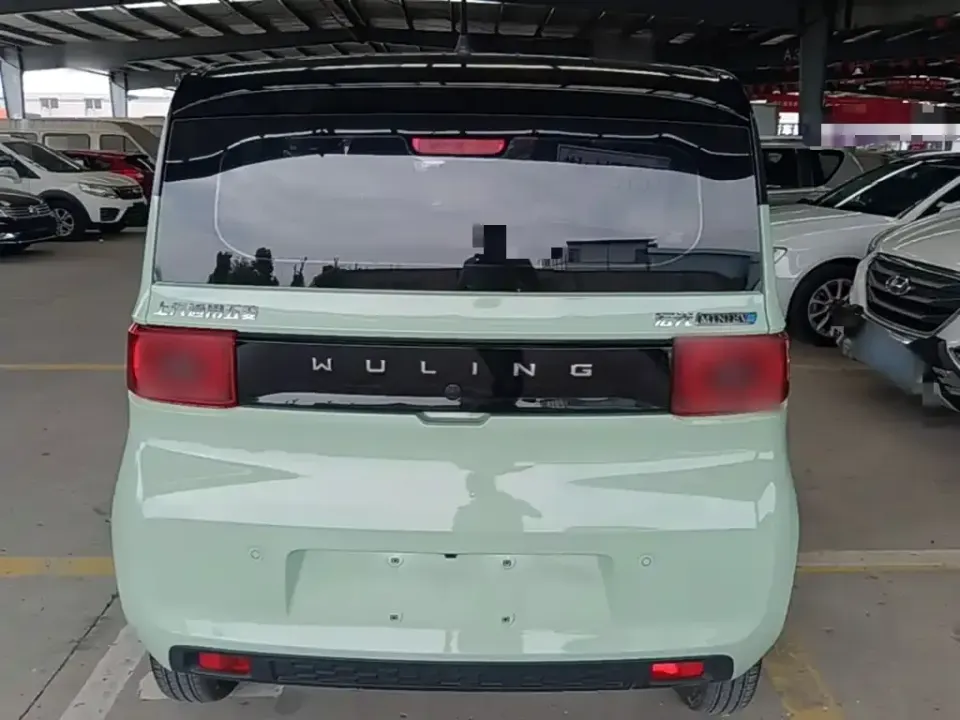 Wuling MINIEV