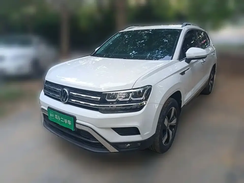 Volkswagen Tharu