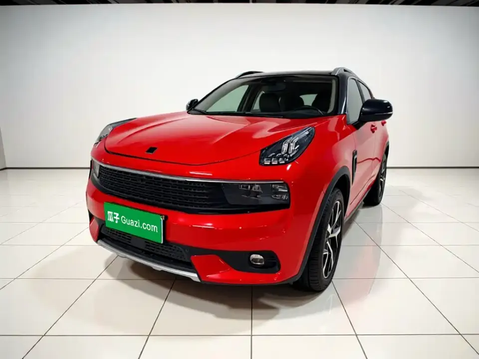 Lynk & Co 01