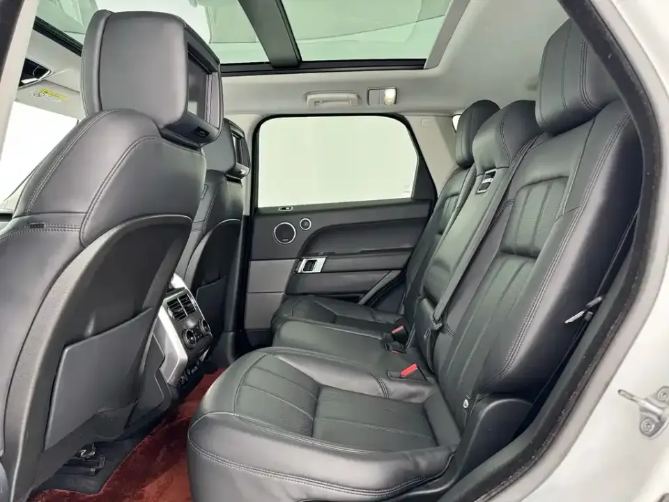 Land Rover Sport