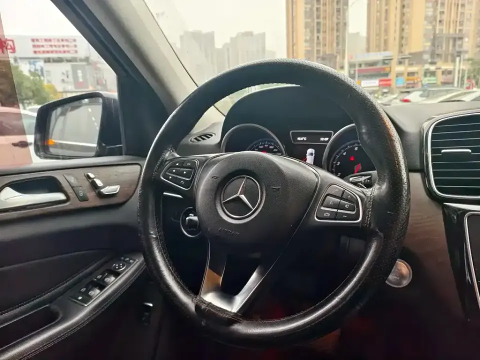 Mercedes-Benz GLE