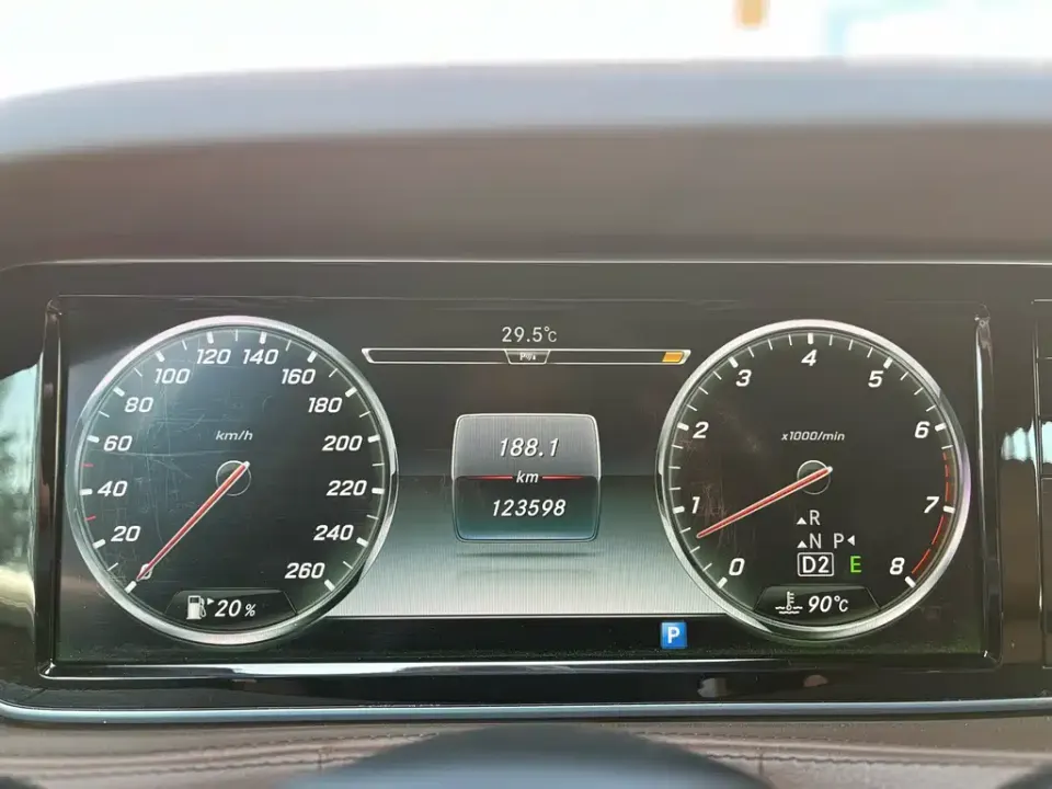 Mercedes-Benz S-Class