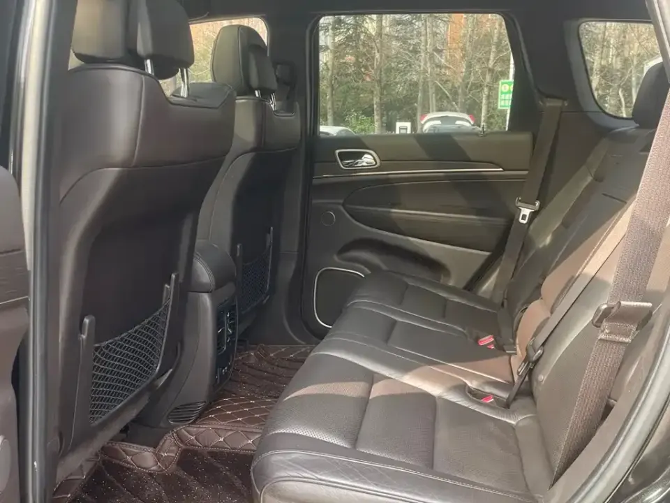 Jeep Grand Cherokee (Import)