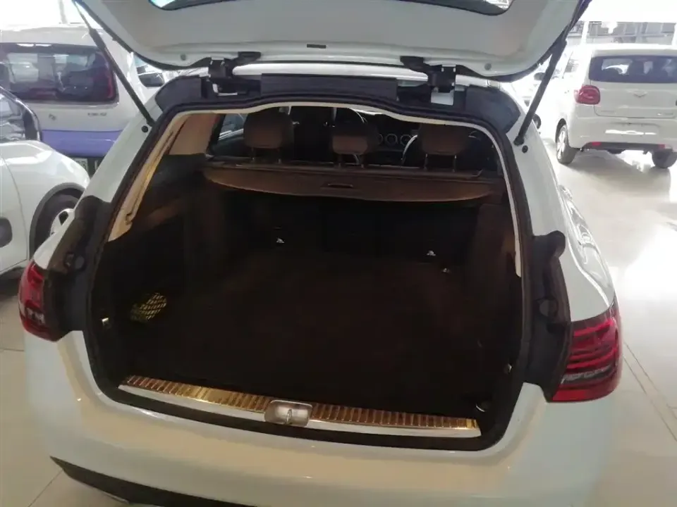Mercedes-Benz C-Class (Import)