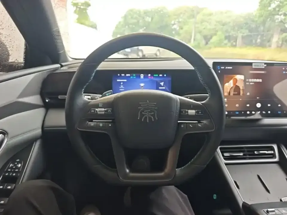 BYD Qin L