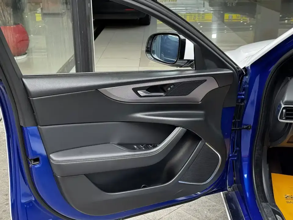 Jaguar XEL