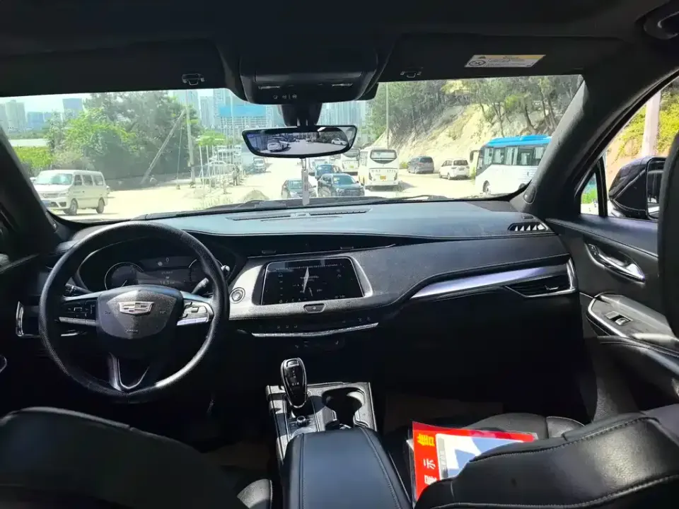 Cadillac XT4