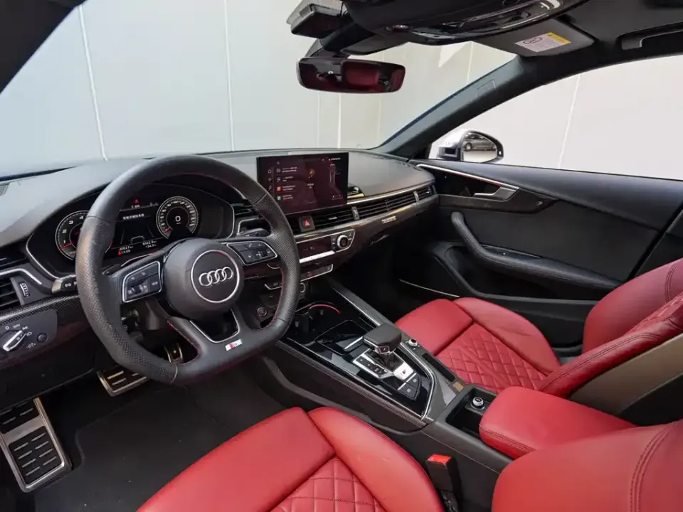 Audi S4