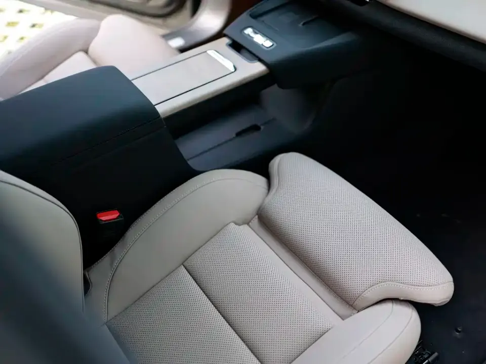 Volvo XC70 PHEV