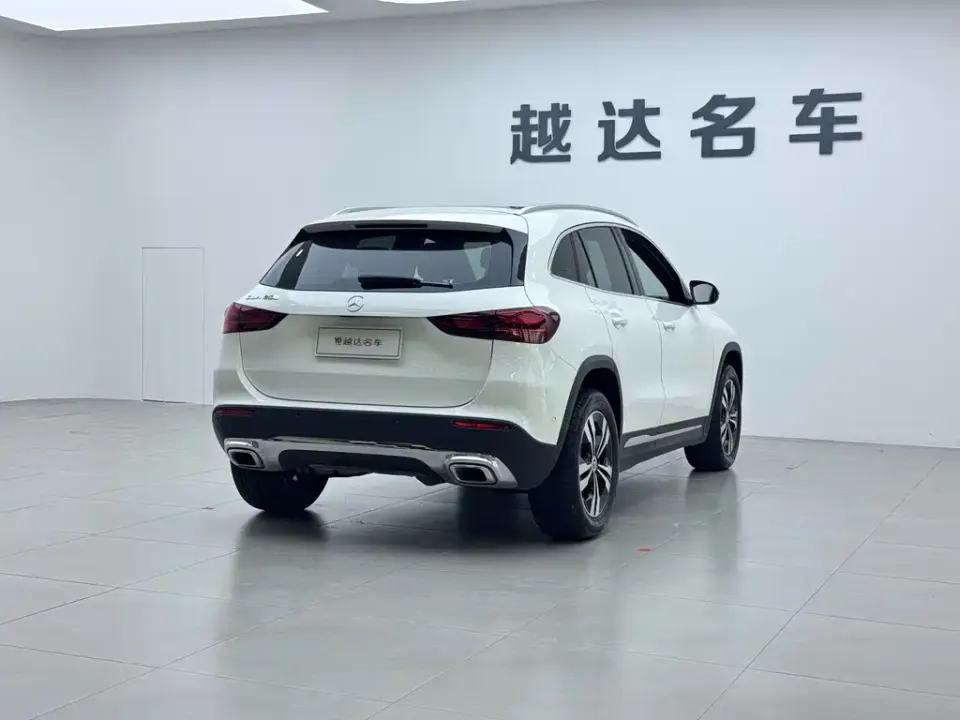 Mercedes-Benz GLA