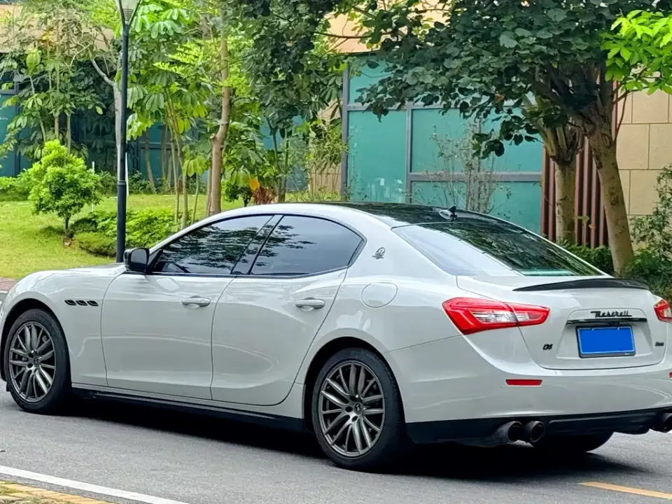 Maserati Ghibli