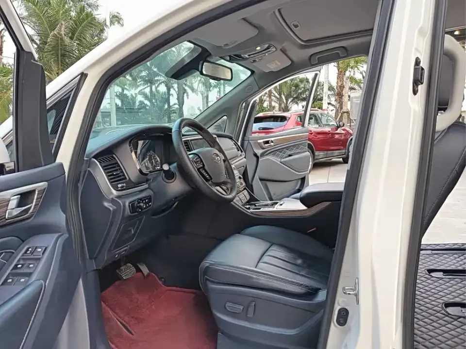 GAC Trumpchi M8