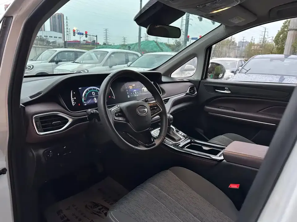 GAC Trumpchi M6