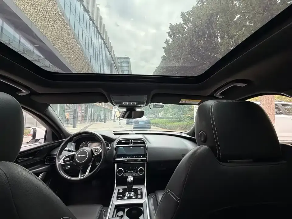 Jaguar XEL