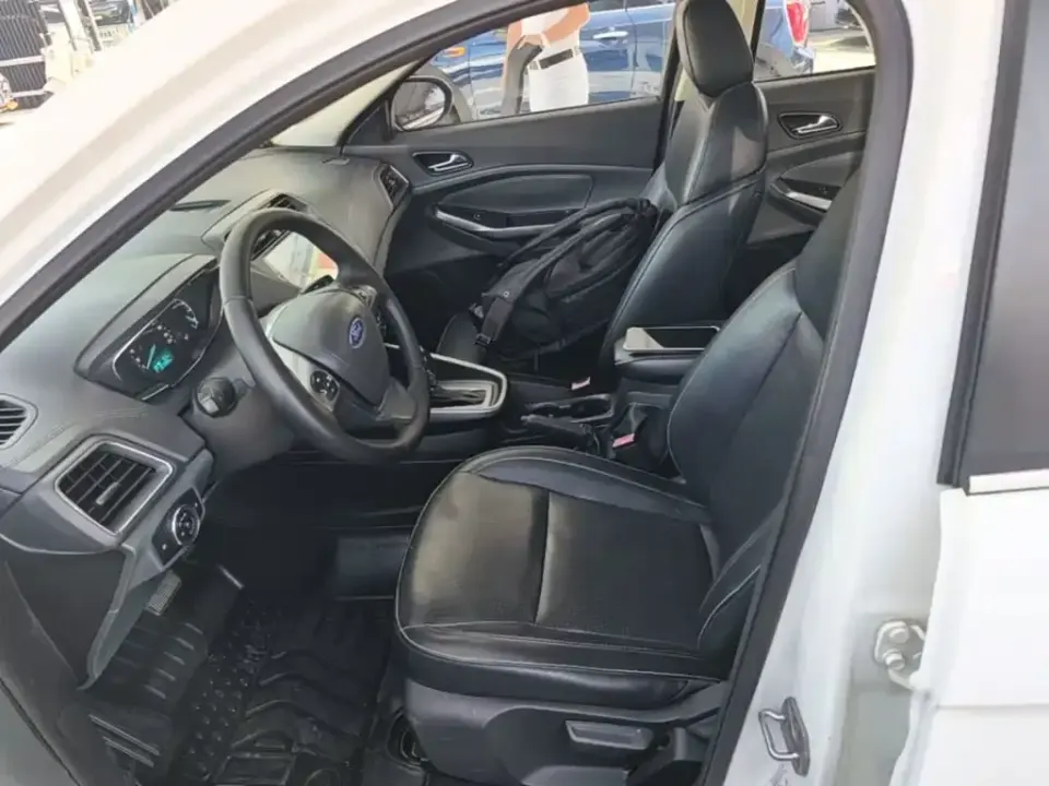 Ford Escort