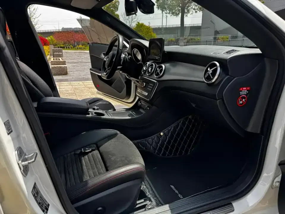 Mercedes-Benz CLA (Import)