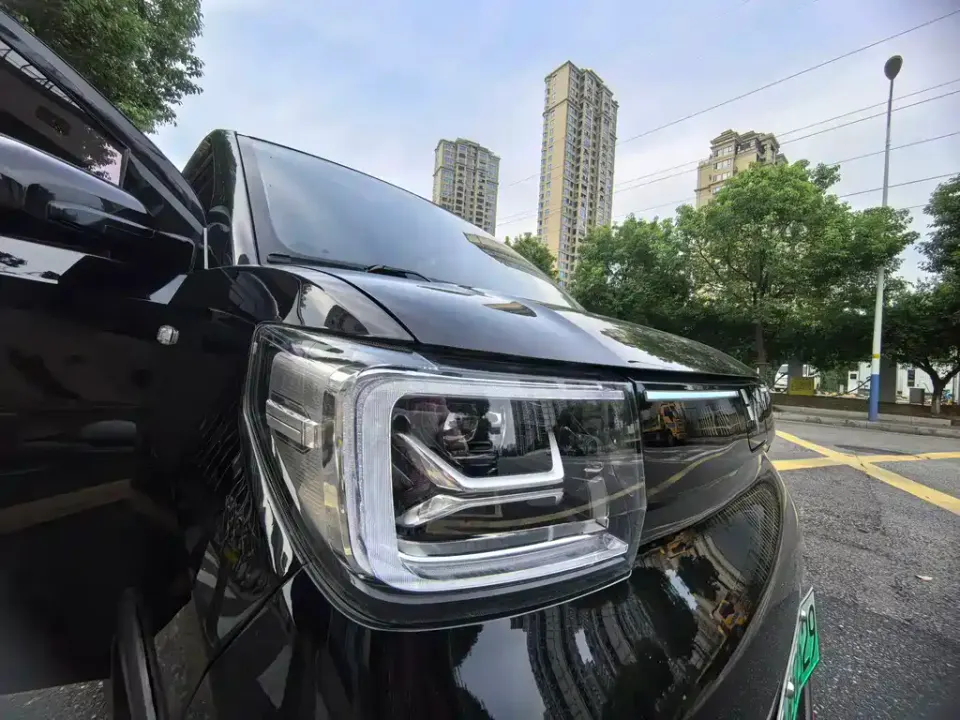 Wuling MINIEV