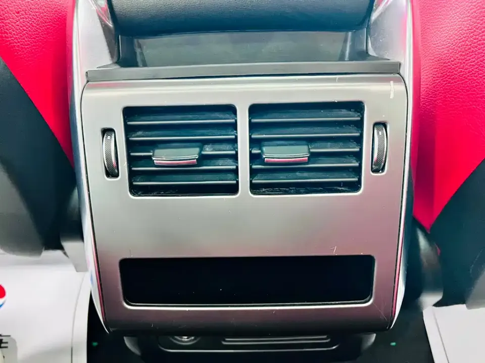 Land Rover Sport