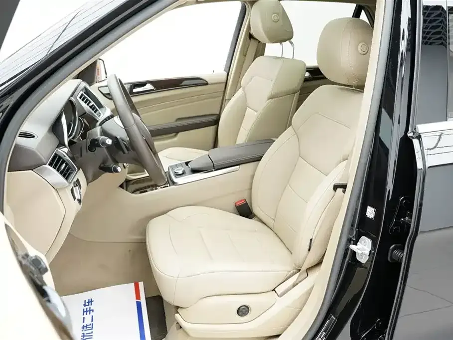 Mercedes-Benz M-Class