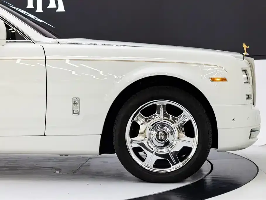 Rolls-Royce Phantom