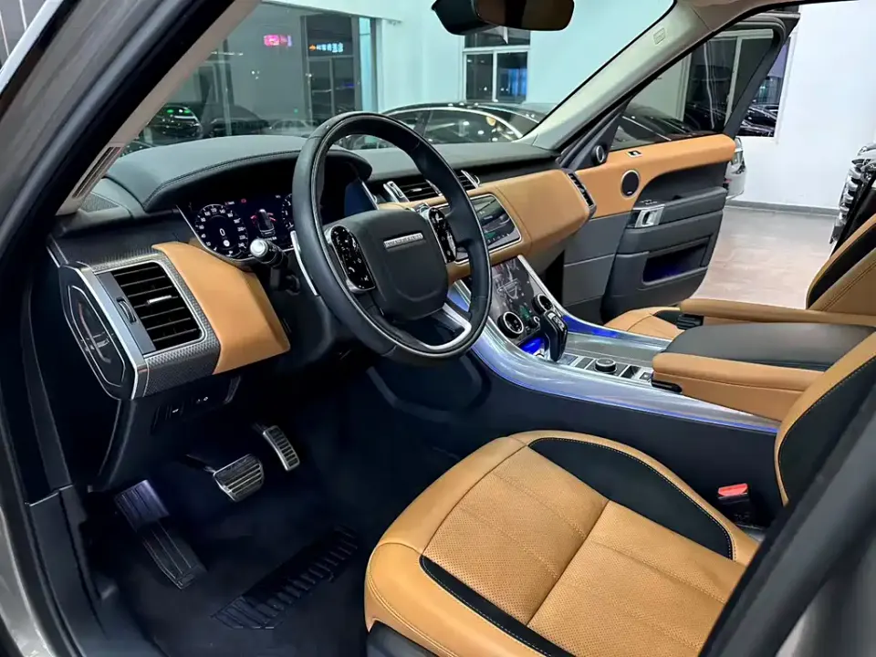 Land Rover Sport