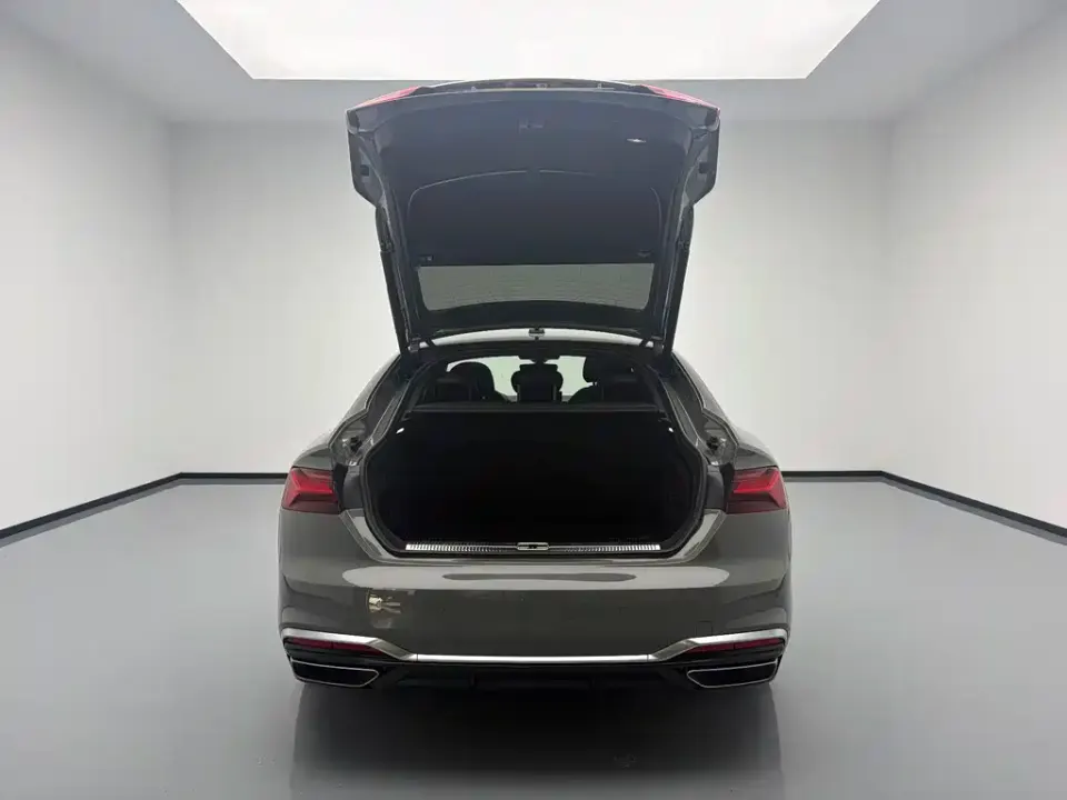 Audi A5 (Import)