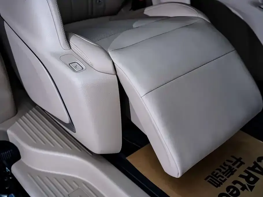 Buick GL8 Hybrid