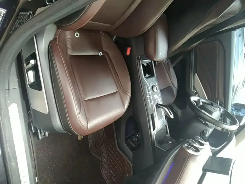 WEY Wey VV6