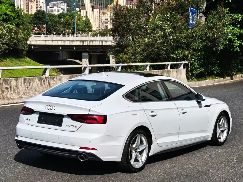 Audi A5 (Import)