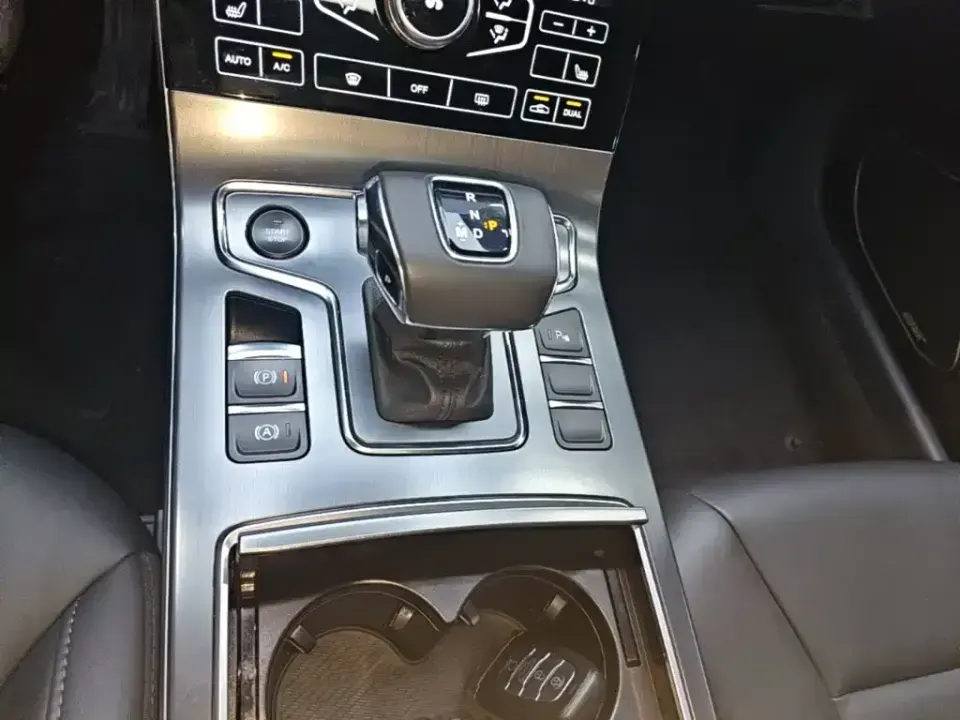 Hongqi Hongqi H5