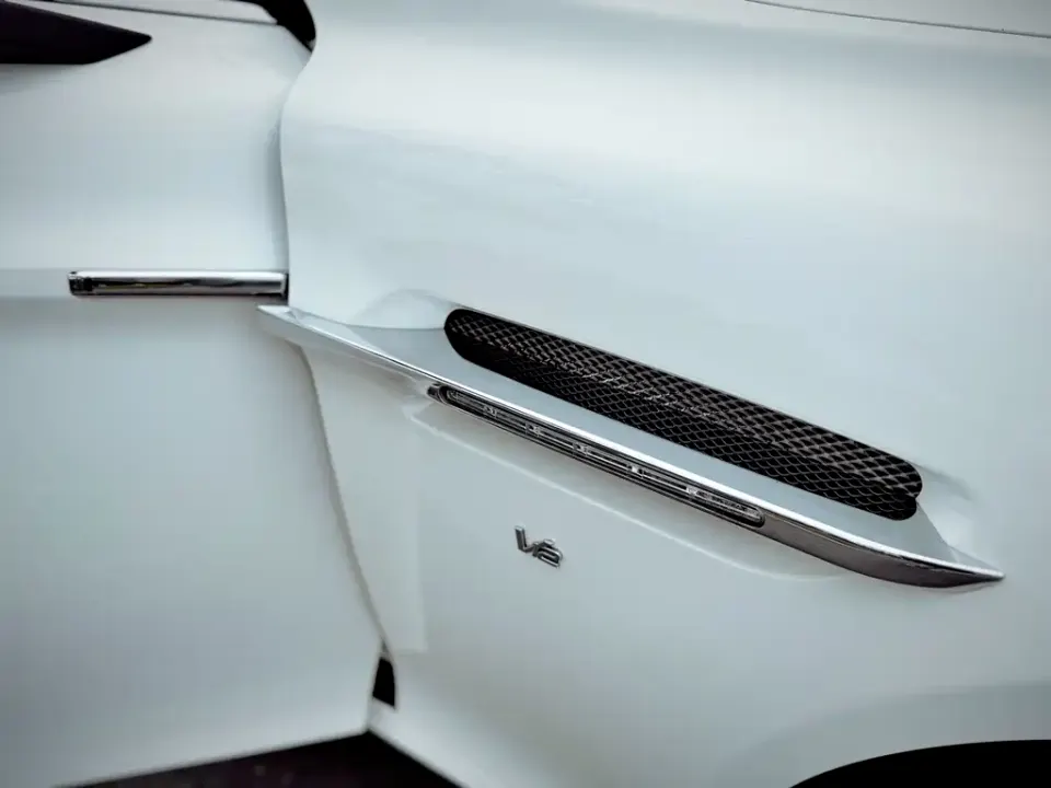Aston Martin Rapide