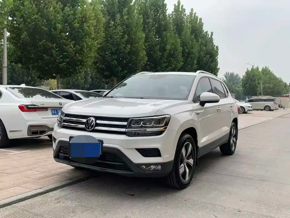 Volkswagen Tharu