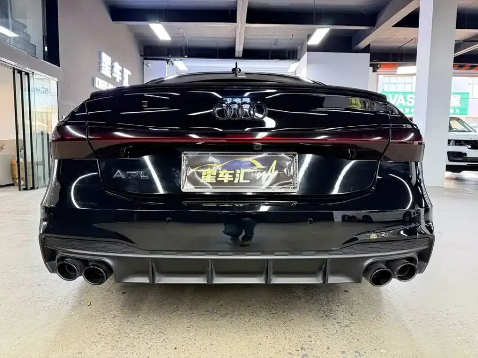 Audi A7L