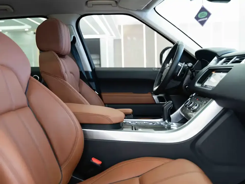 Land Rover Sport