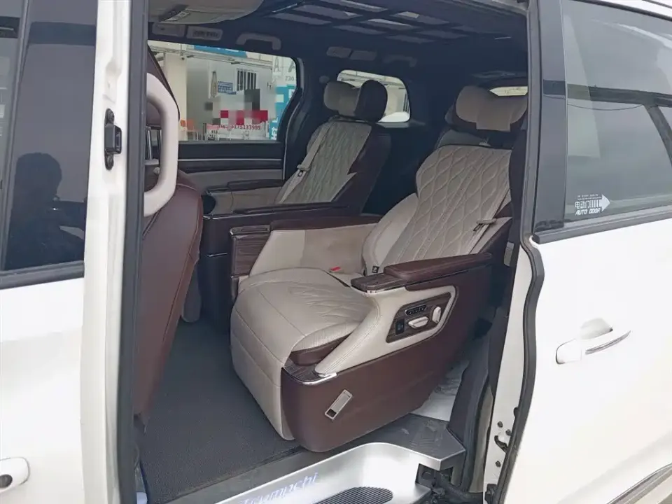 GAC Trumpchi M8