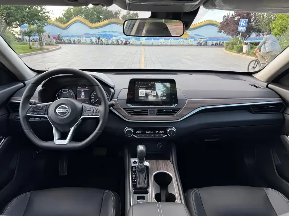 Nissan Teana