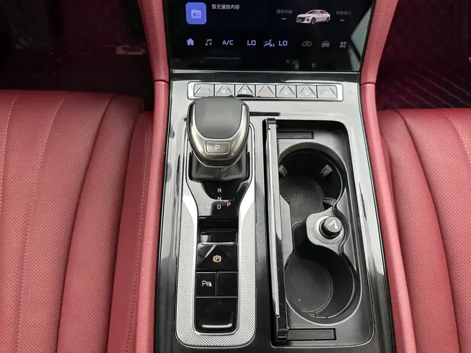 Hongqi Hongqi H5