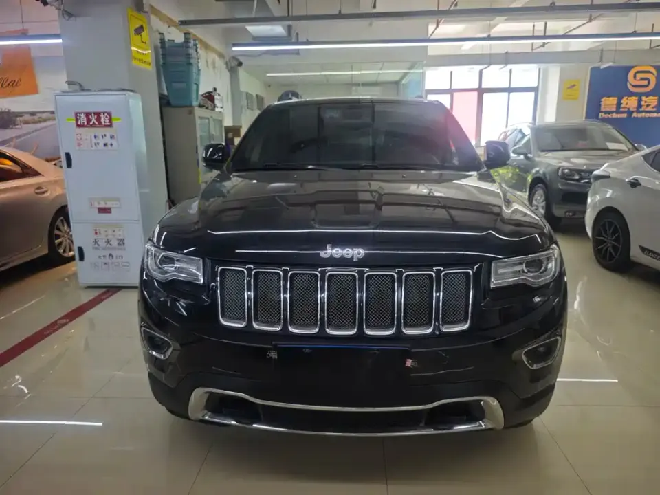 Jeep Grand Cherokee (Import)