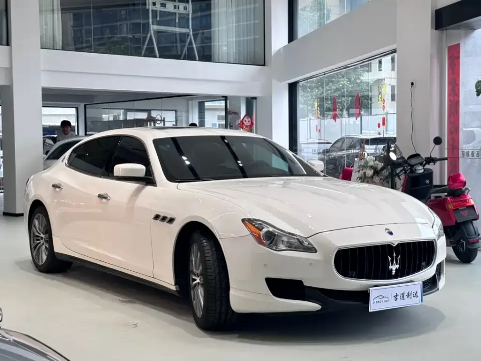 Maserati Quattroporte